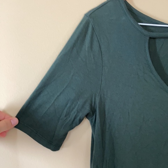 Forest green cut-out short sleeve - Picture 4 of 5